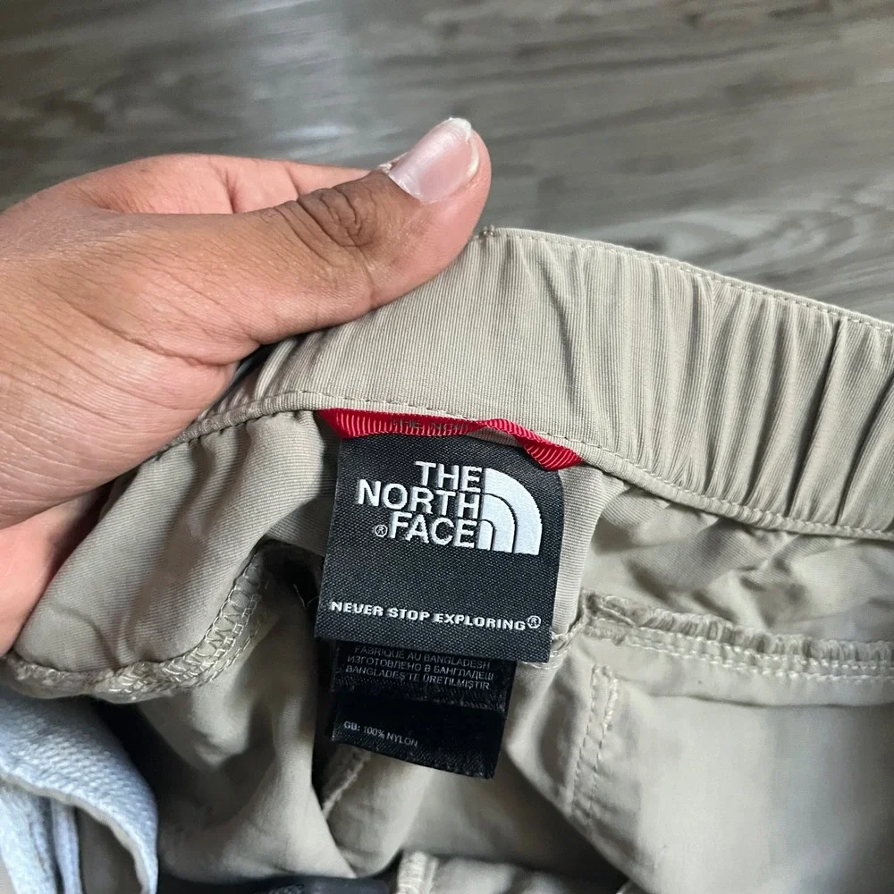 The North Face Mens Convertible Hiking Cargo Pants Tan Khaki Zip Off Large L
